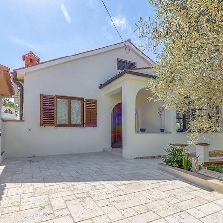 Villa Agatta With Private Pool Smoljanci エクステリア 写真